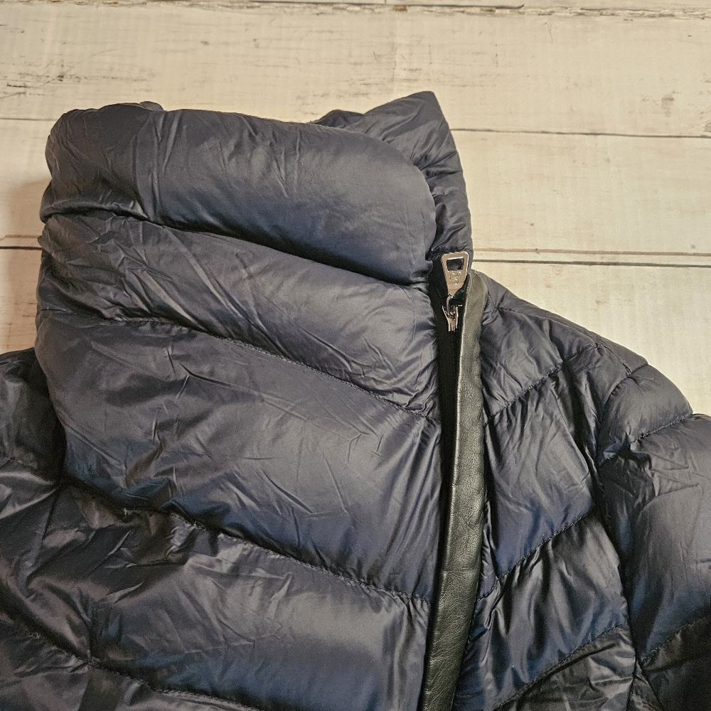Sam Edleman Asymmetrical Chevron Quilted Down Coat Women's L Navy & Faux Leather - Picture 13 of 15